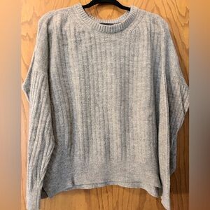 Abercrombie & Fitch Light Gray Women's Sweater